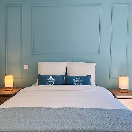 Appartement Au Coeur De Granville Extérieur photo